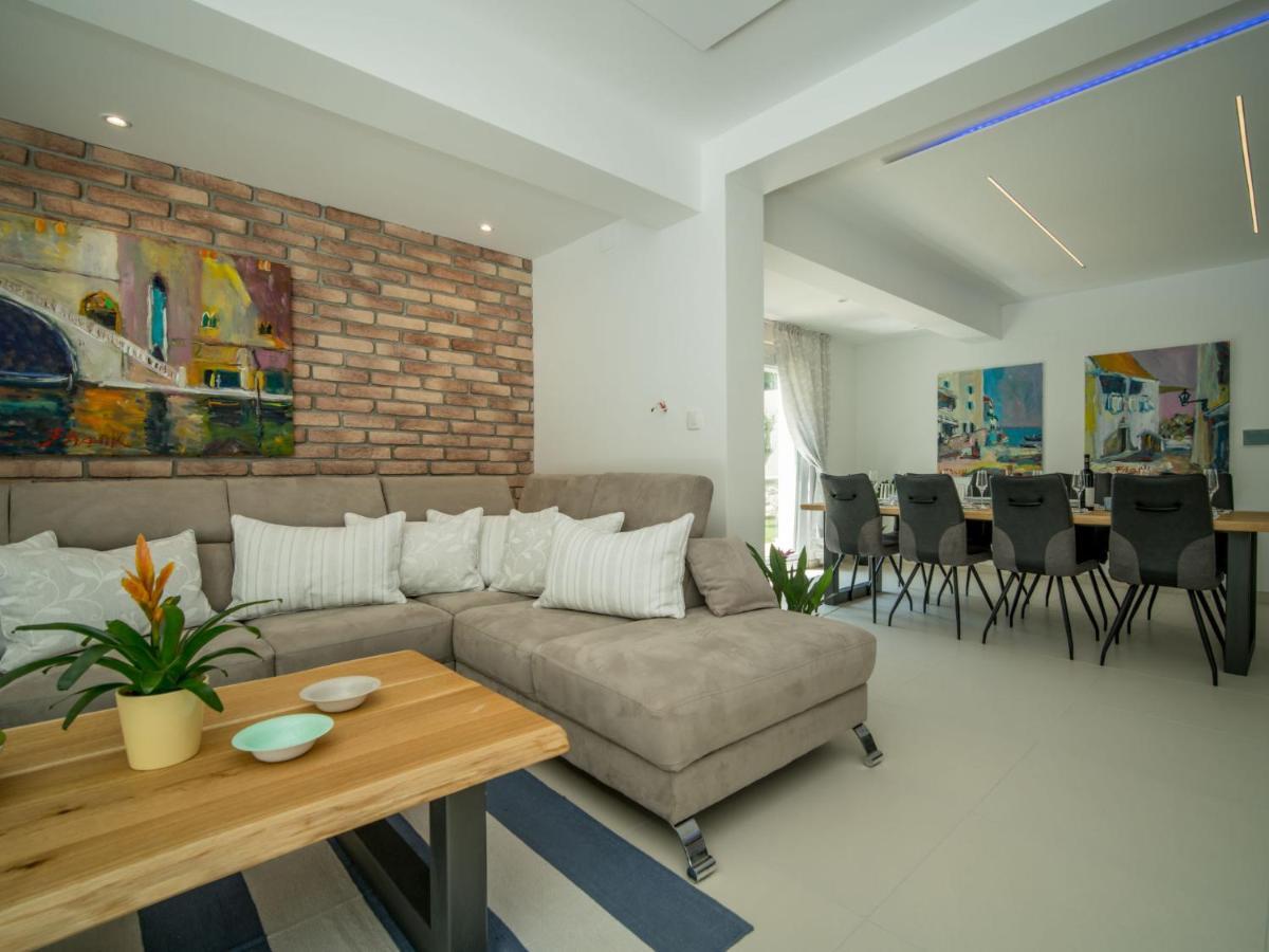 Holiday Home Andela By Interhome Dobrinj Екстер'єр фото